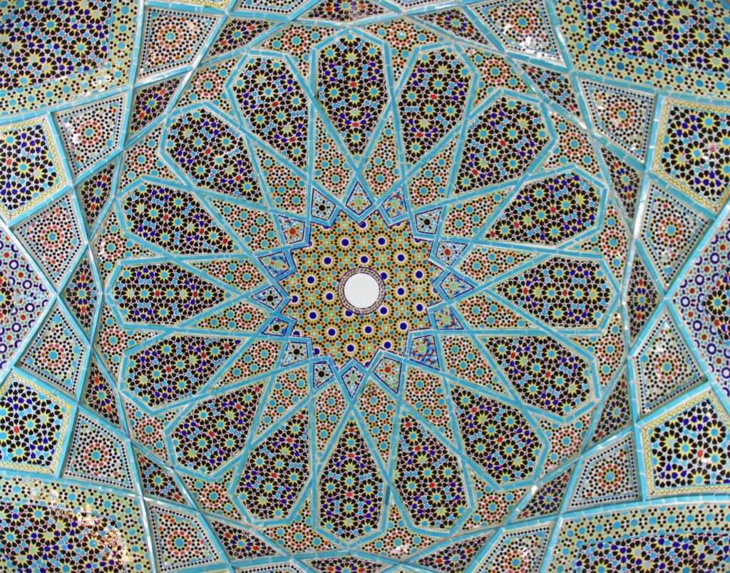 الكلمة الثانية: الذين يؤمنون بالغيب