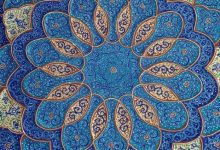 وكثيرًا ما أوصى الإمام الرباني أحمدُ الفاروقي السرهندي في مكتوباته قائلًا: (وَحِّد القِبلة).. أي اتَّبِع إِمامًا ومُرشِدًا واحِدًا ولا تَنشَغِل بغَيرِه.