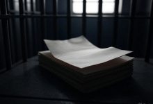 نعم، إن الجنة غالية ليست رخيصة، وإن إنقاذ الإيمان من قبضة الكفر المطلق الذي يمحو الحياتَينِ معًا له أهميته البالغة في هذا الوقت، وحتى لو وقع شيء من المشاق فينبغي أن يجابَهَ بالشوق والشكر والصبر، إذ إن خالقنا الذي يستخدمنا في هذه الخدمة ويدفعنا إليها رحيم وحكيم، فعلينا إذن أن نستقبل كل مصيبة تنـزل بنا بالرضا والسرور والالتجاء إلى رحمته تعالى والاطمئنان إلى حكمته.